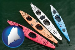maine map icon and four colorful fiberglass kayaks