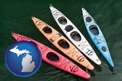 michigan map icon and four colorful fiberglass kayaks